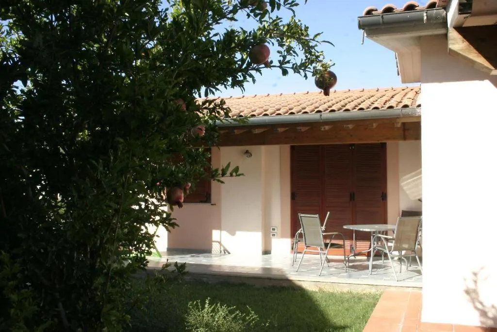 Villaggio Il Girasole Follonica 3*,  Italia