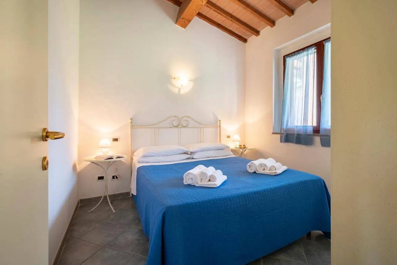 Villaggio Il Girasole 폴로니카
